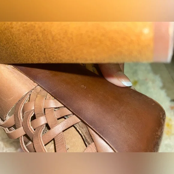 Naughty Monkey Woven Leather Heels - Picture 2 of 9